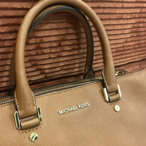 Michael Kors Brown Leather Purse with Gold Accents - Picture 3 of 10